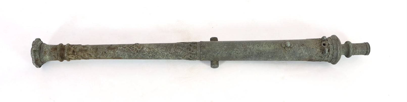 An 18th century Indonesian bronze Lantaka cannon, 125cm long